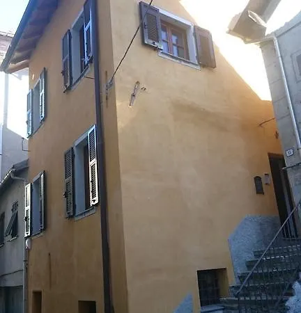 Casa Adriana Nyaraló *